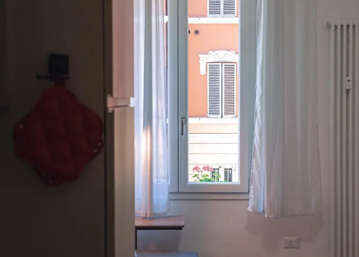 Vikos בולוניה